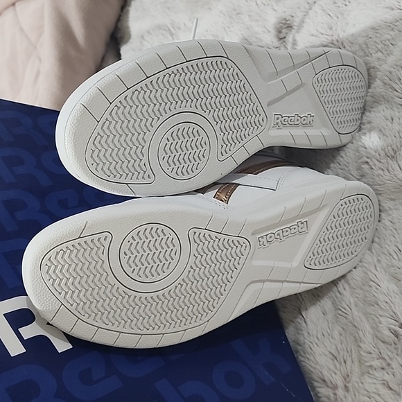 Reebok unisex-child Bb4500 CourtBasketball Sneakers high tops white & rose gold - Picture 3 of 4